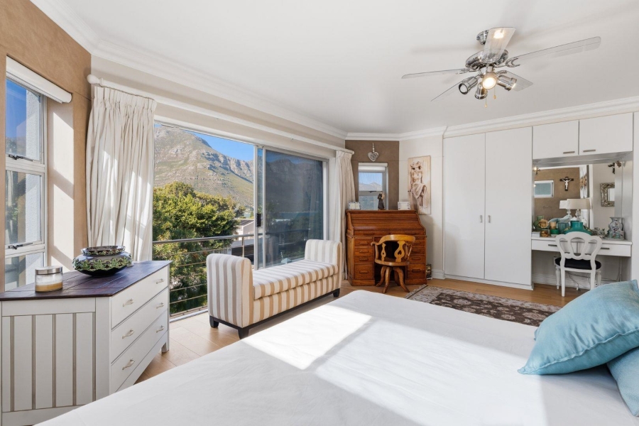 3 Bedroom Property for Sale in Northshore Western Cape